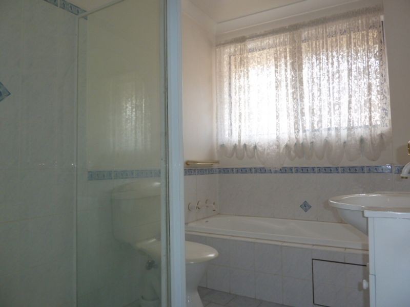 4/70-72 STAPLETON STREET, Pendle Hill NSW 2145