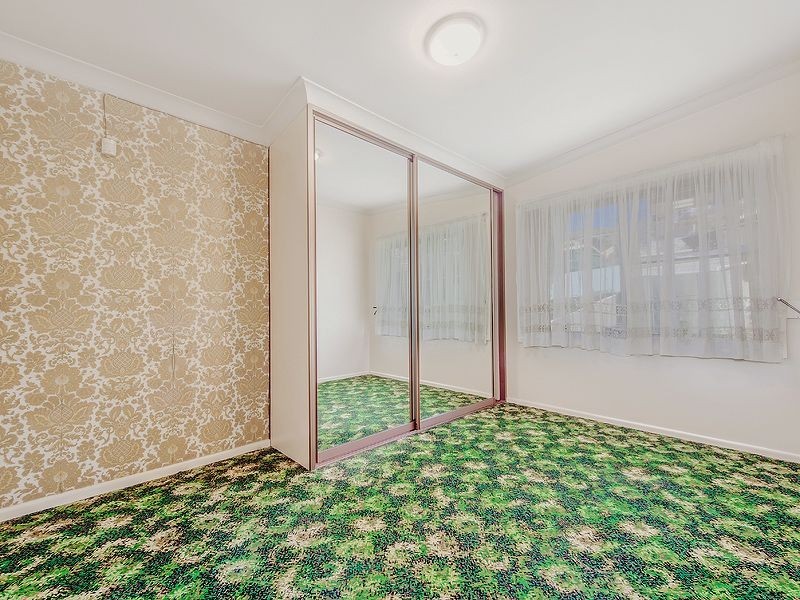 12 Barbara Avenue, Warrawong NSW 2502