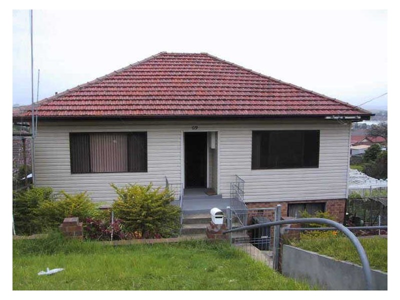 1/69 Second Avenue North, Warrawong NSW 2502