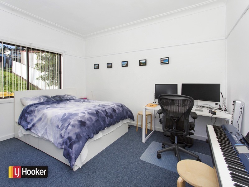 21 Monteith Street, Cringila NSW 2502