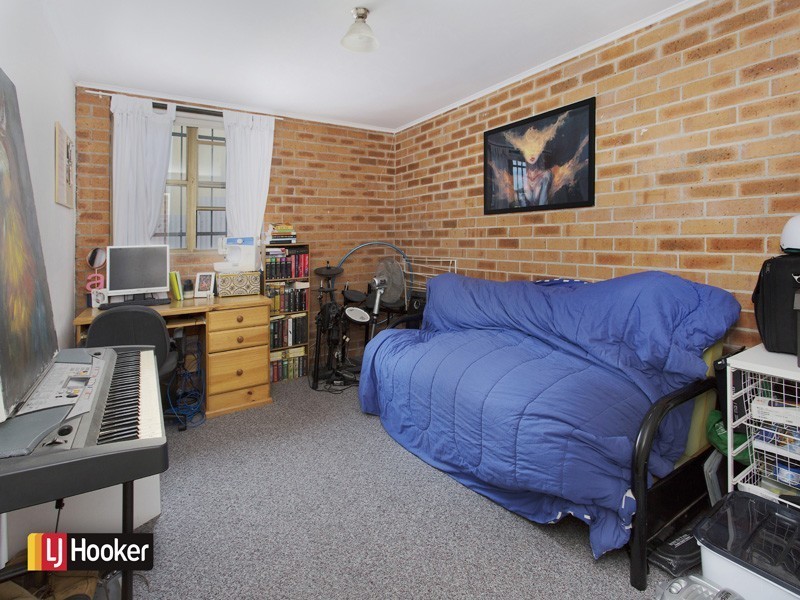 21 Monteith Street, Cringila NSW 2502