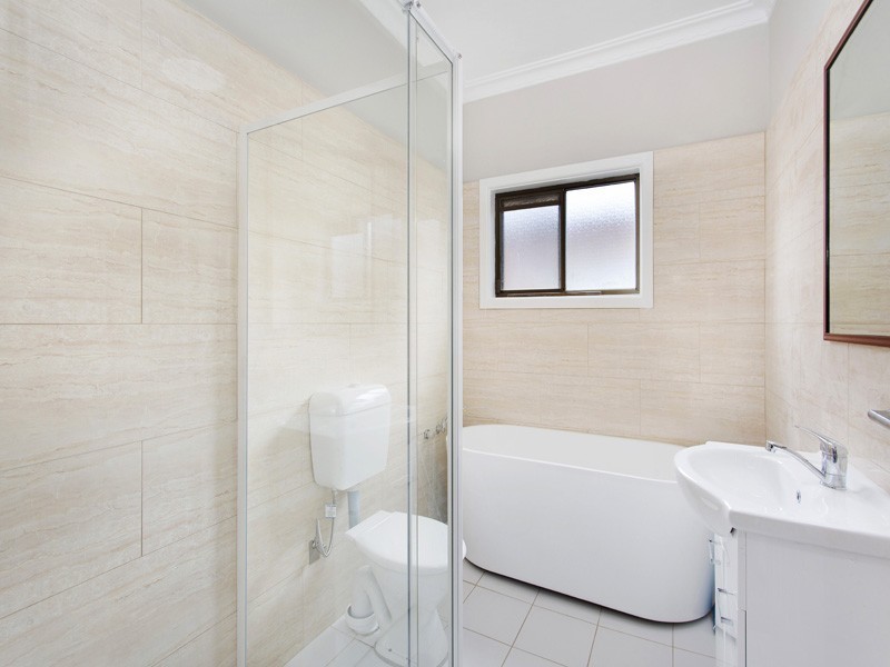 56 Lake Avenue, Cringila NSW 2502