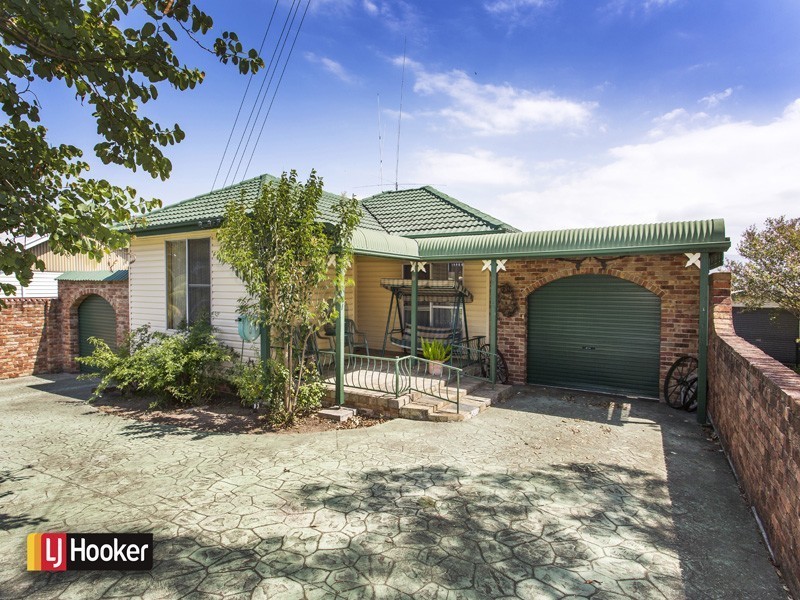 28 London Street, Berkeley NSW 2506