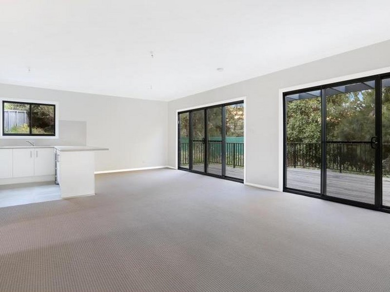 5/1-3 Hingston Close, Lake Heights NSW 2502