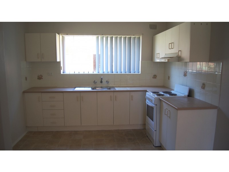 1/17 McGowen Street, Port Kembla NSW 2505
