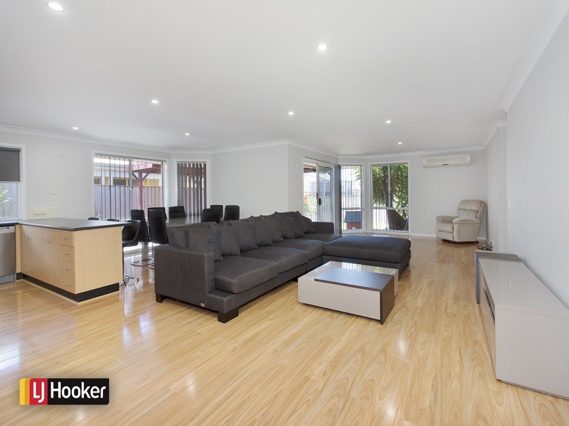 27 Karara Avenue, Horsley NSW 2530