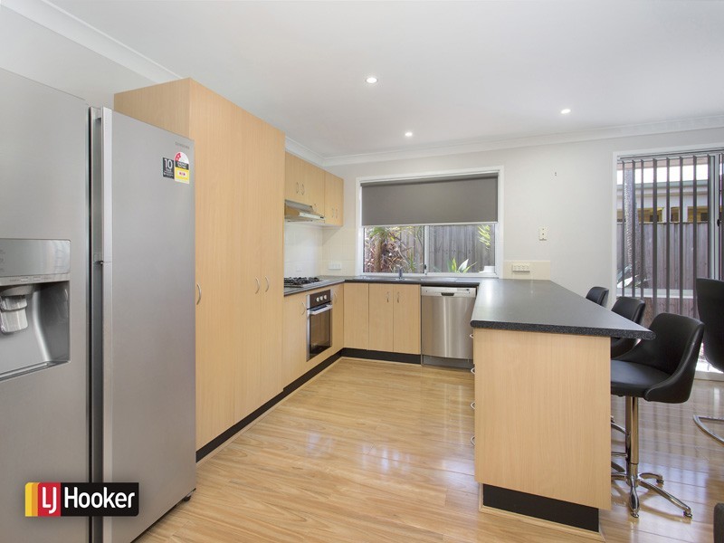 27 Karara Avenue, Horsley NSW 2530