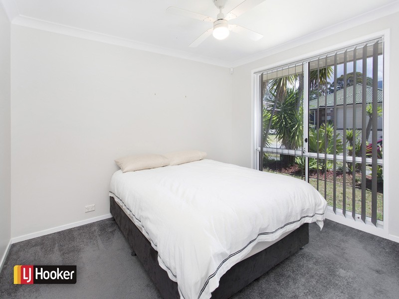 27 Karara Avenue, Horsley NSW 2530