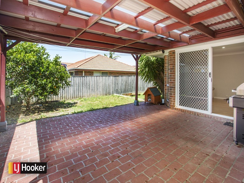 27 Karara Avenue, Horsley NSW 2530