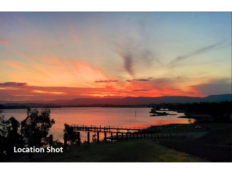 10 Scenic Place, Berkeley NSW 2506
