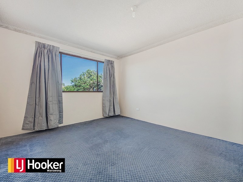 2/16 Melinda Grove, Lake Heights NSW 2502