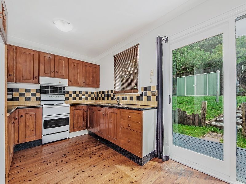 1 Gillard Place, Berkeley NSW 2506