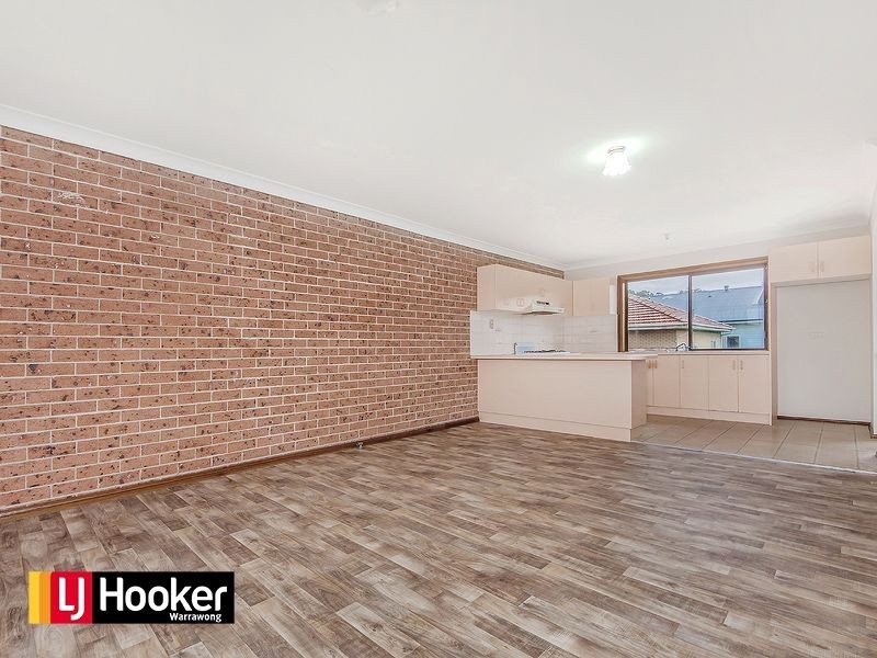 3/4 Heaslip Street, Coniston NSW 2500