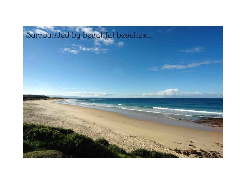 4 Gloucester Blvde, Port Kembla NSW 2505