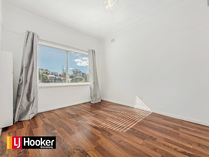 36 Denise Street, Lake Heights NSW 2502