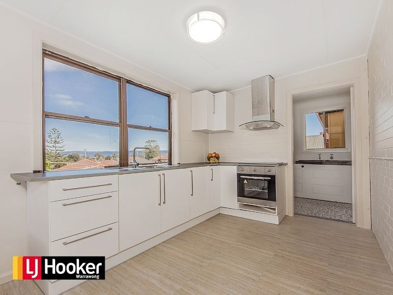 12 Blaxland Avenue, Warrawong NSW 2502