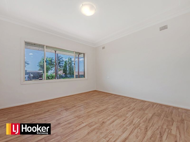 12 Blaxland Avenue, Warrawong NSW 2502