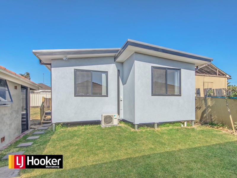 25a Merrett Ave, Cringila NSW 2502