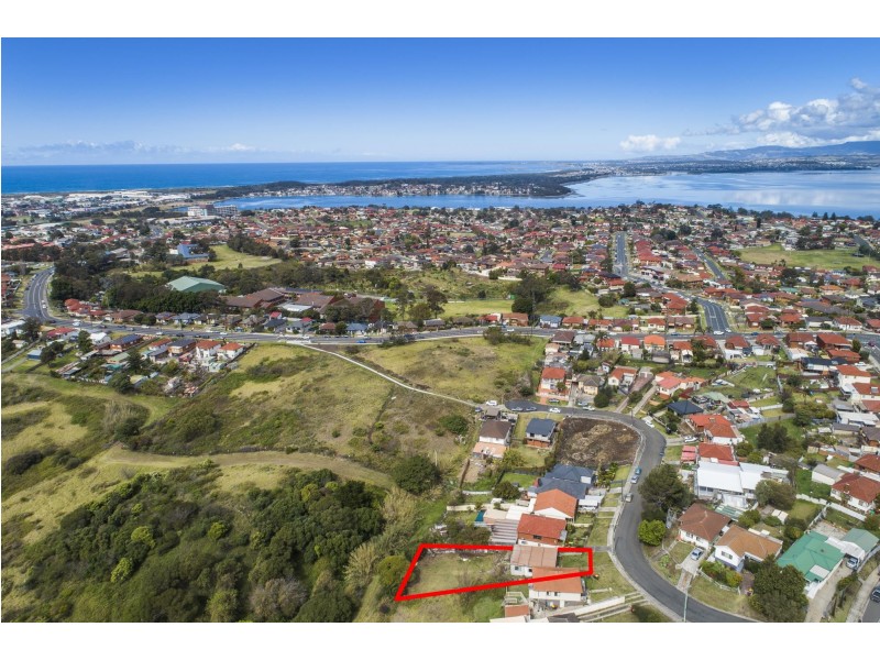 9 Malcolm Ave, Cringila NSW 2502