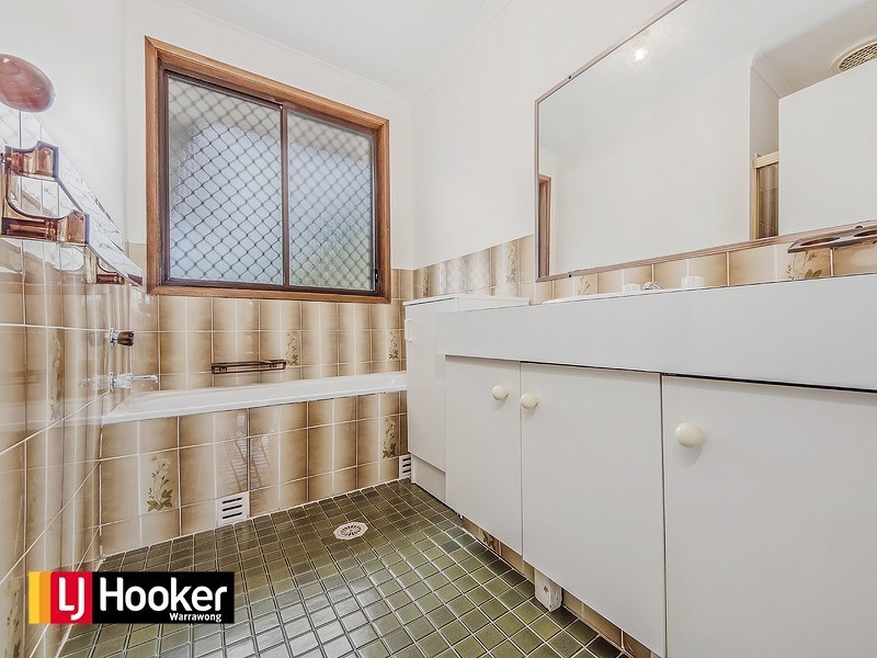 7 Hopman Crescent, Berkeley NSW 2506