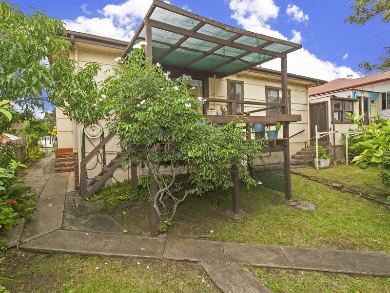 140 Flagstaff Road, Warrawong NSW 2502