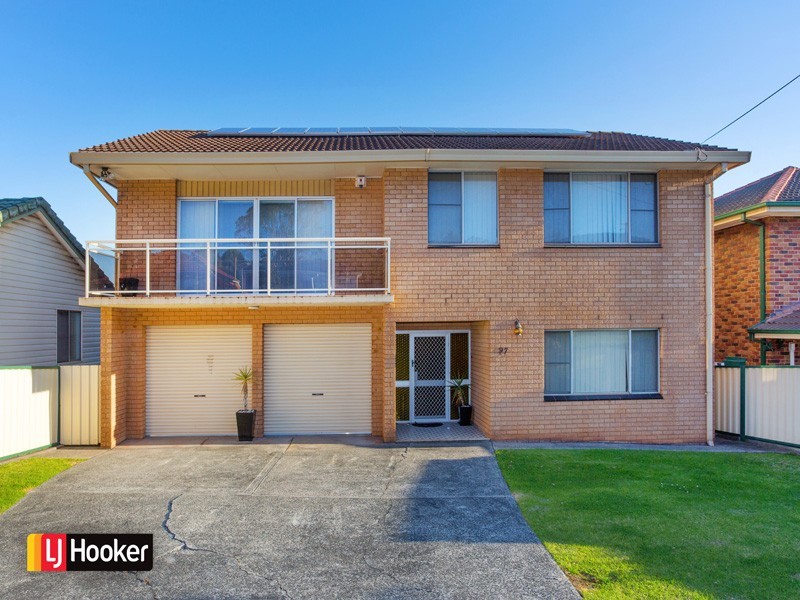 97 Northcliffe Drive, Lake Heights NSW 2502