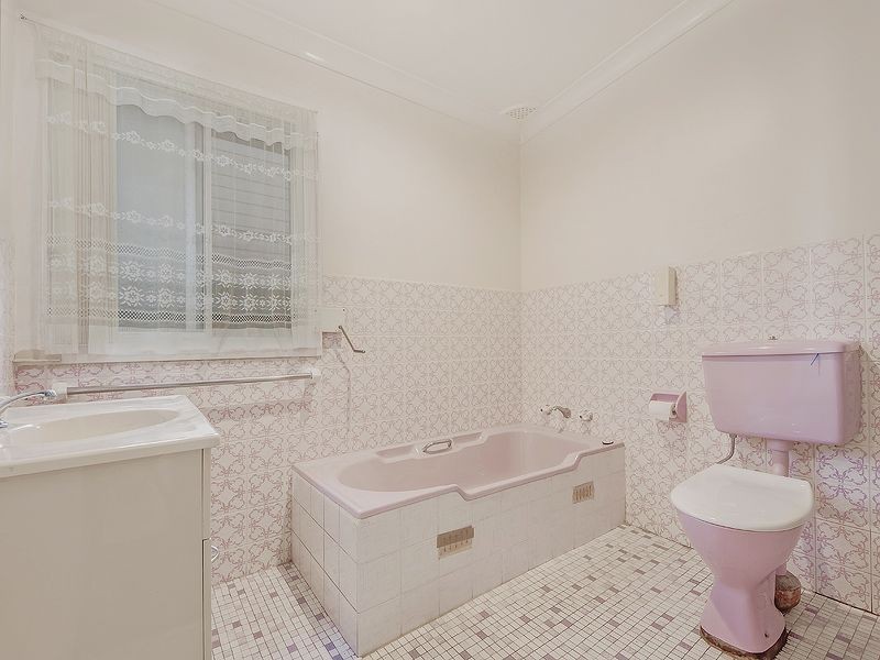 12 Barbara Avenue, Warrawong NSW 2502