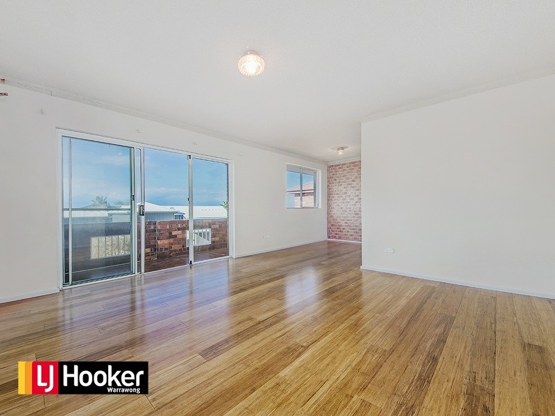 8/4 Surfside Drive, Port Kembla NSW 2505