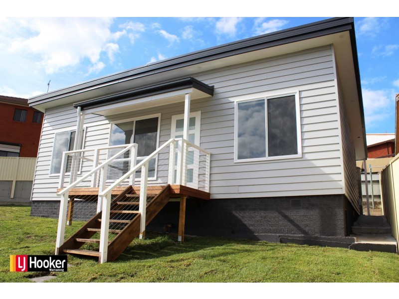 15A Hurry Crescent, Warrawong NSW 2502