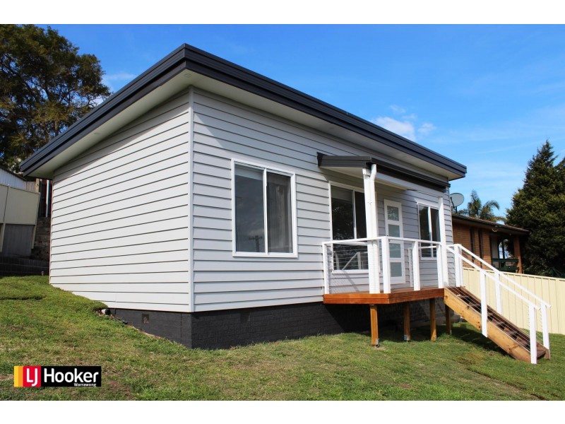 15A Hurry Crescent, Warrawong NSW 2502