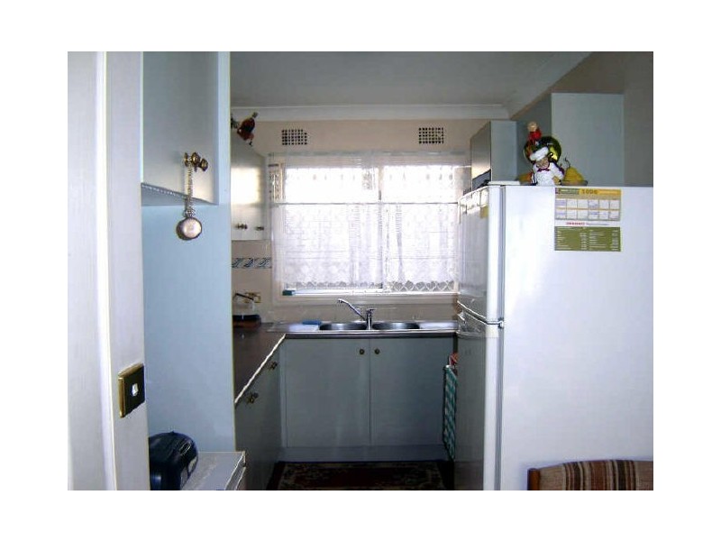 1/23 First Avenue South, Warrawong NSW 2502
