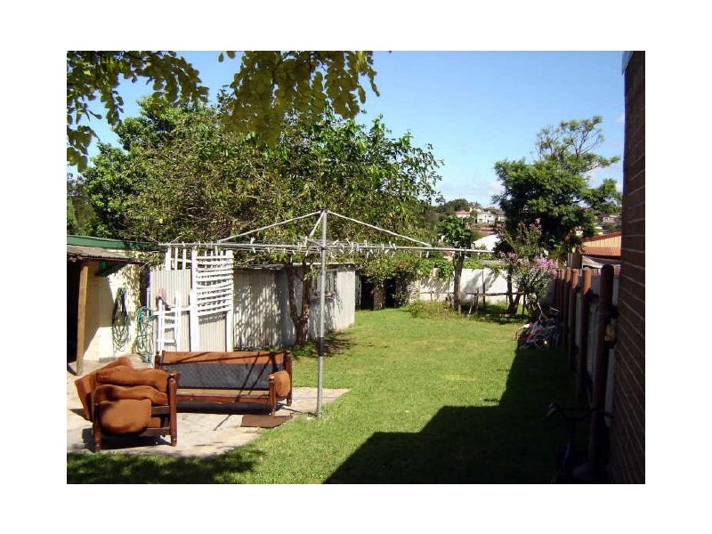 7 Bethlehem Street, Cringila NSW 2502