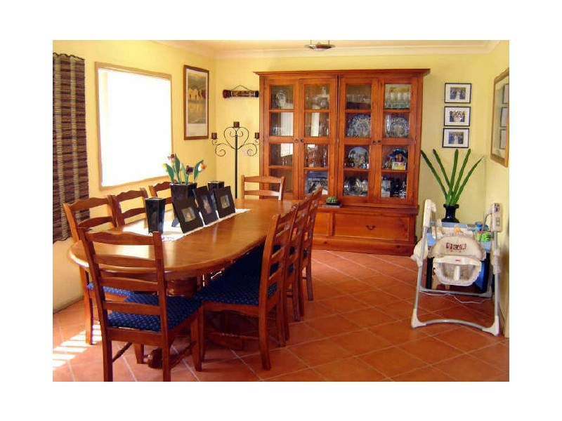 83 Hassan Street, Lake Heights NSW 2502