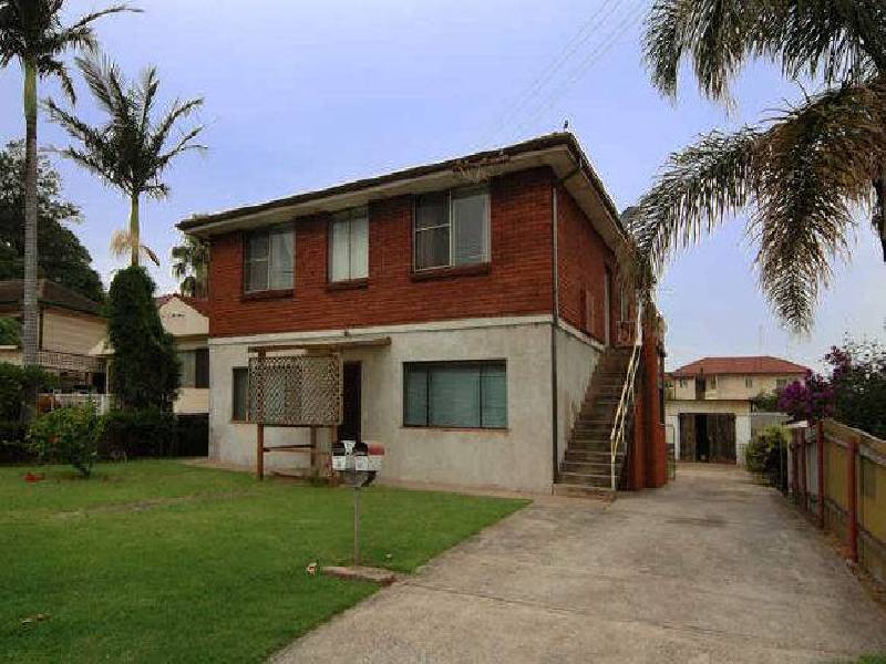 61 Mirrabooka Road, Lake Heights NSW 2502