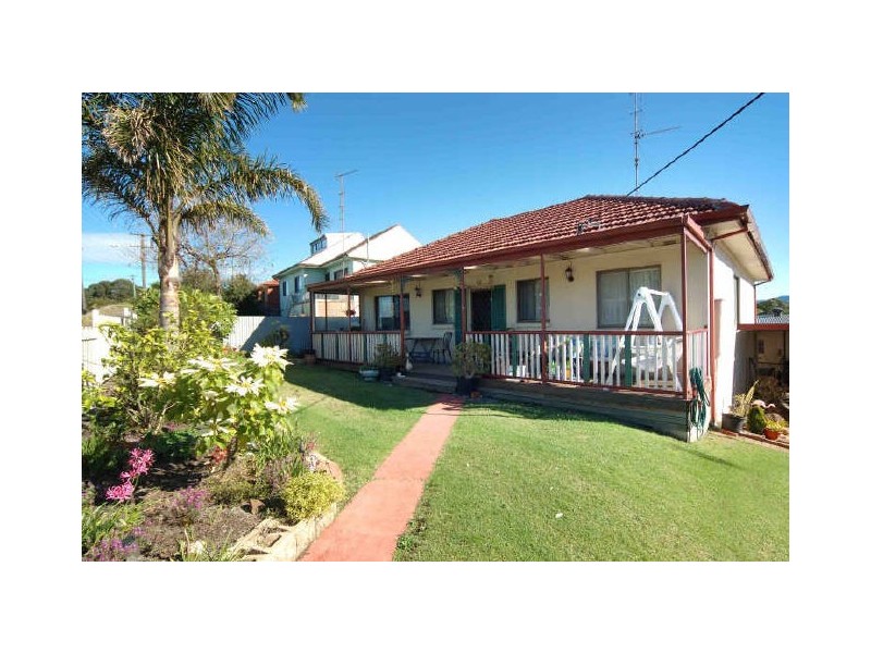50 Flagstaff Road, Warrawong NSW 2502