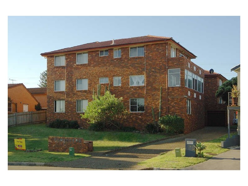 Units 1 – 8/4 Surfside Drive, Port Kembla NSW 2505