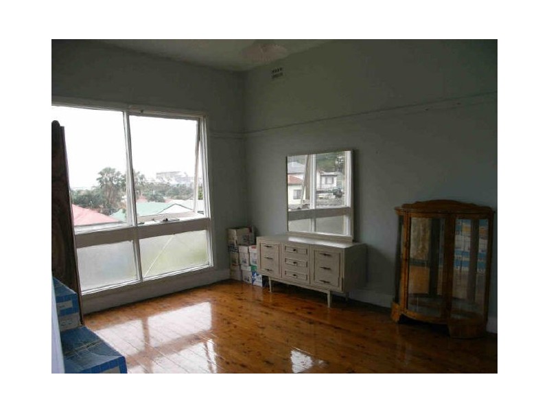 33 Fitzgerald Street., Cringila NSW 2502