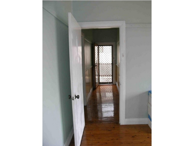 33 Fitzgerald Street., Cringila NSW 2502