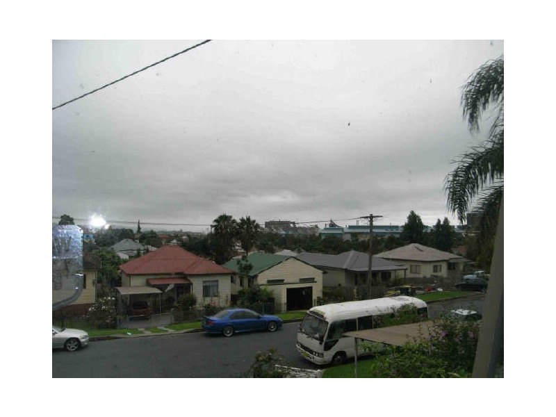 33 Fitzgerald Street., Cringila NSW 2502