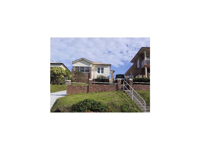 16 Second Avenue, Warrawong NSW 2502