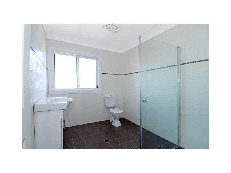 11 Second Avenue, Port Kembla NSW 2505