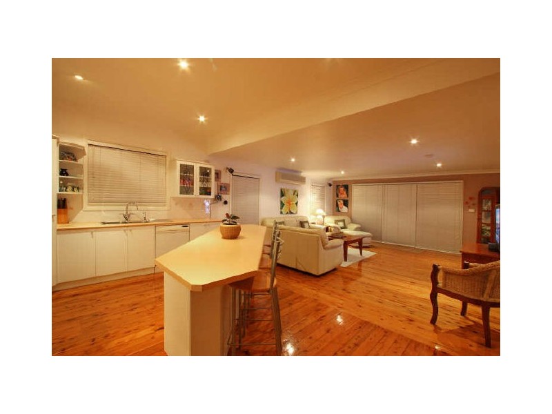 64 Third Avenue, Port Kembla NSW 2505