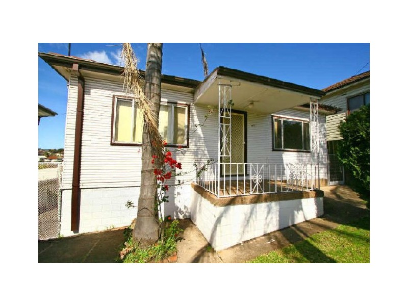 35 Steel Street, Cringila NSW 2502