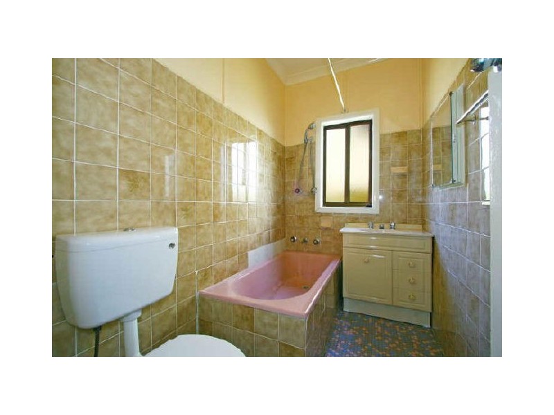 35 Steel Street, Cringila NSW 2502