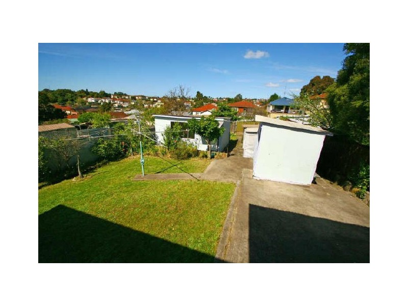 35 Steel Street, Cringila NSW 2502