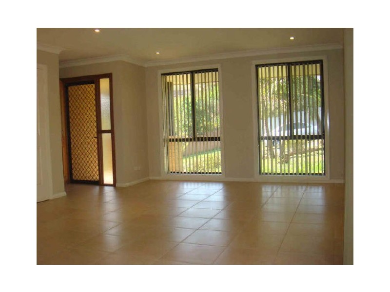 20A Lake Heights Road, Lake Heights NSW 2502