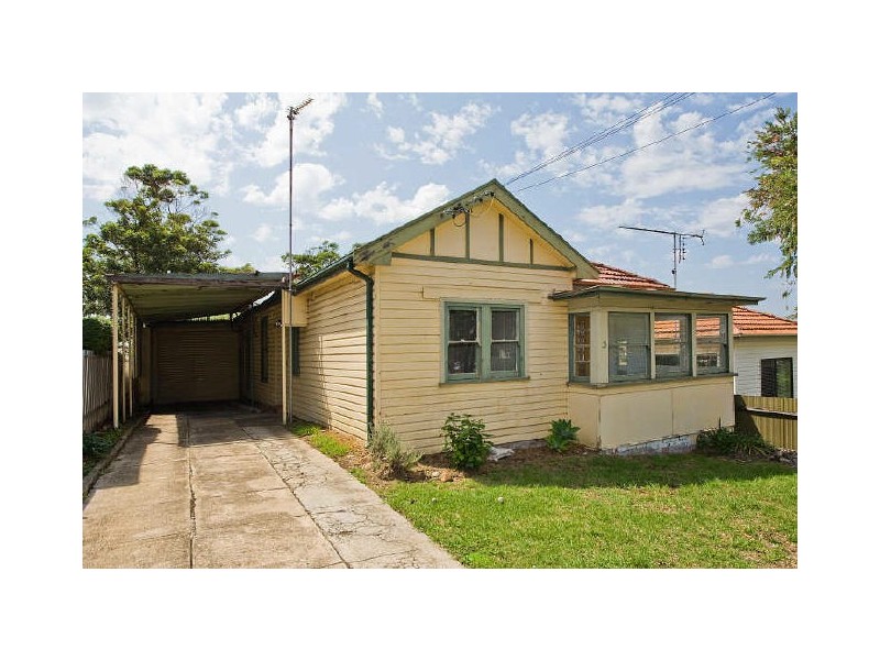 3 Second Avenue, Warrawong NSW 2502