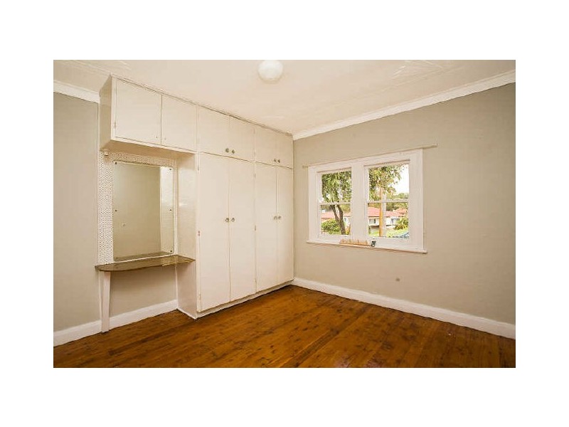 3 Second Avenue, Warrawong NSW 2502
