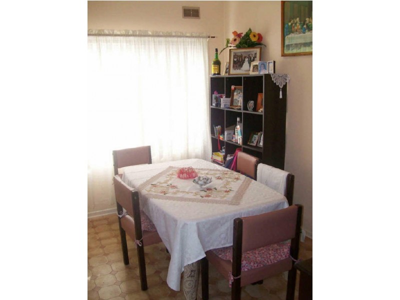 15 McGovern Street, Cringila NSW 2502