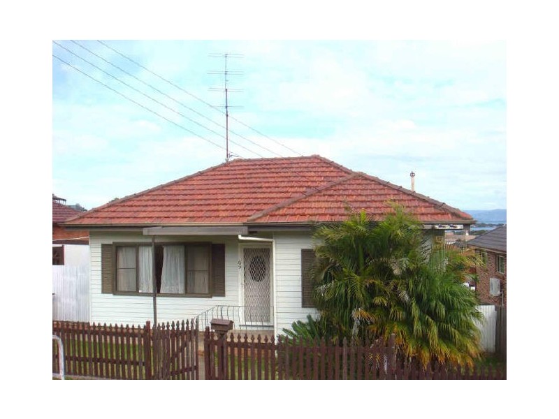 65 Robertson Street, Port Kembla NSW 2505